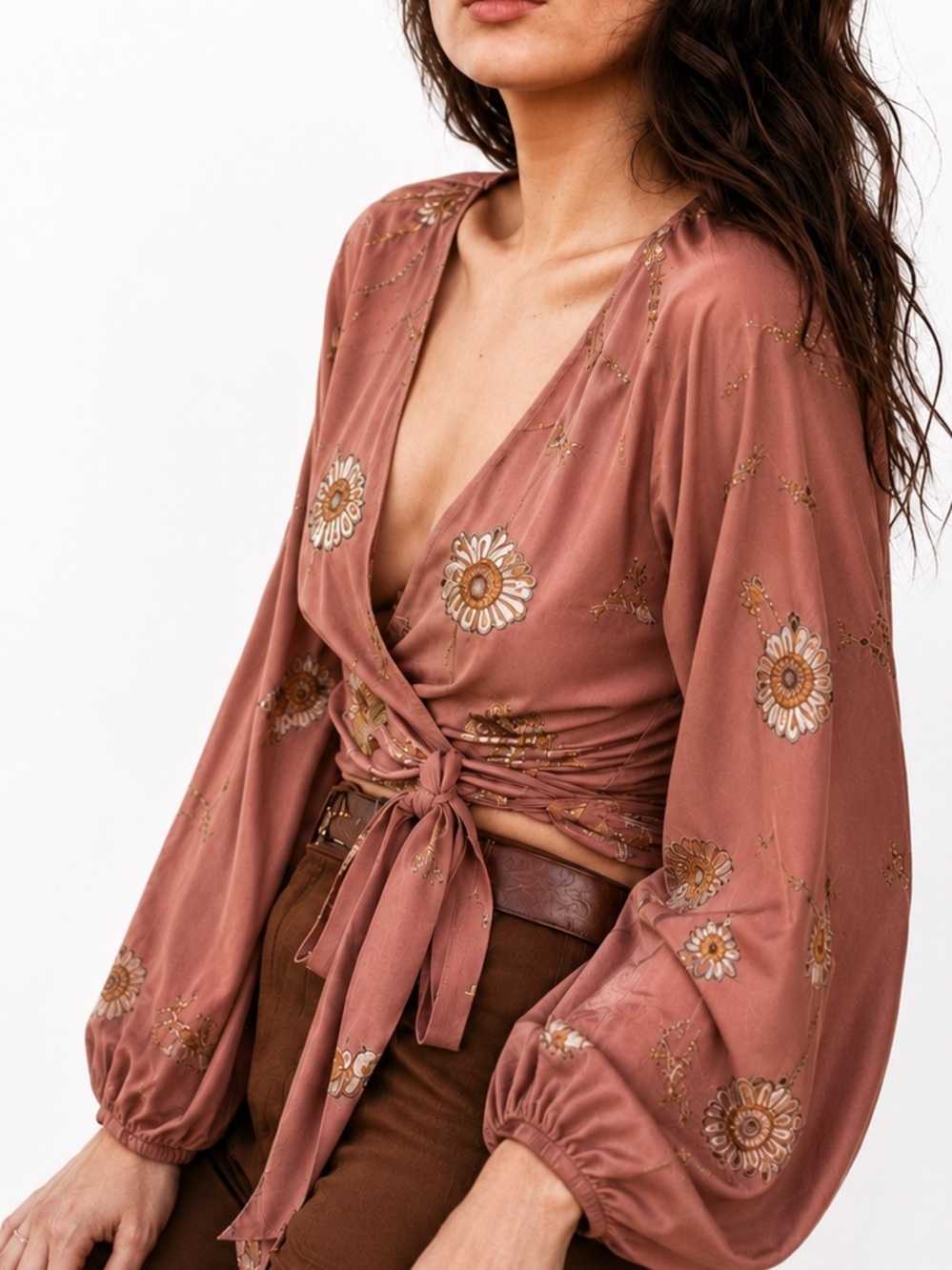 ASTR the Label Satin Floral Wrap Top XS